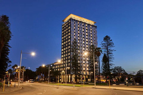 DoubleTree by Hilton Perth Waterfront - Accommodation Perth 2
