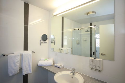 Route 66 Motor Inn - Accommodation Perth 10