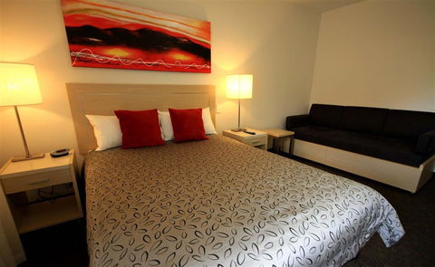 Jephson Hotel - Accommodation Perth 7