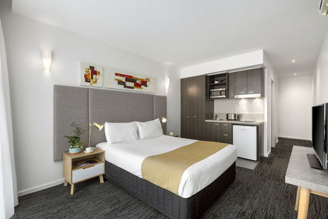 Quest Caroline Springs - Perth Resorts 12