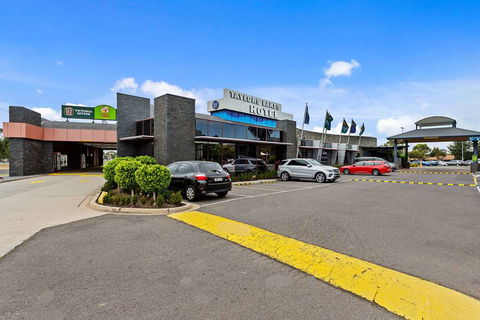 Quality Inn Taylors Lakes Motel - Perth Resorts 2
