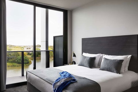 Punthill Caroline Springs - Accommodation Perth 15