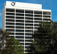 QT Canberra - Perth Resorts