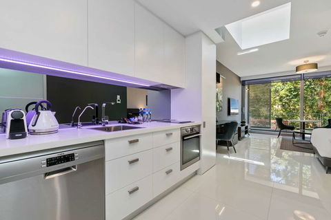 Good Life Suites - Accommodation Perth 4