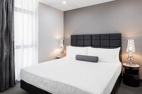 Meriton Suites Chatswood - Accommodation Perth 11