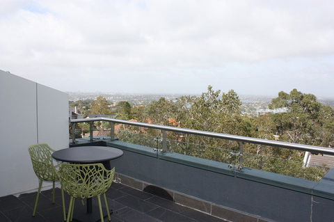 Hotel Urban St Leonards - Accommodation Perth 2