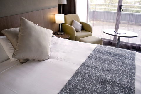 Hotel Urban St Leonards - Accommodation Perth 6