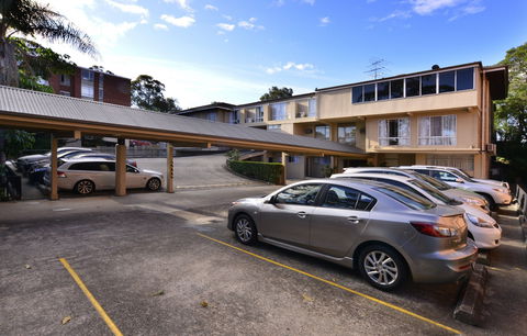 Twin Towers Inn - Accommodation Perth 1