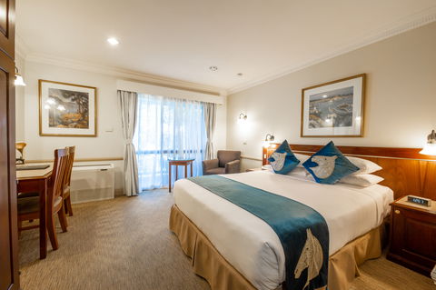 Twin Towers Inn - Accommodation Perth 4