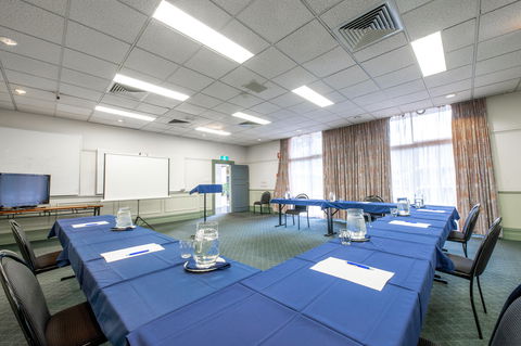 Twin Towers Inn - Accommodation Perth 12