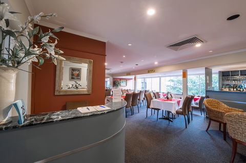 Twin Towers Inn - Accommodation Perth 14