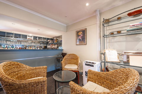 Twin Towers Inn - Accommodation Perth 15