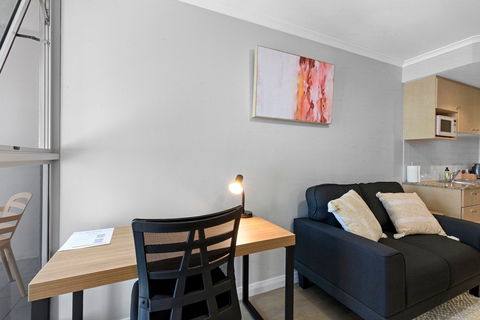 Astra Apartments Chatswood - Accommodation Perth 9