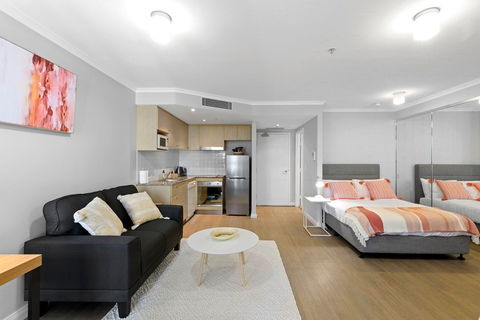 Astra Apartments Chatswood - Accommodation Perth 10