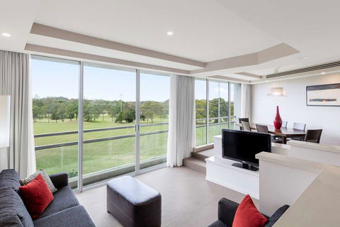 RACV Royal Pines Resort - Accommodation Perth 12