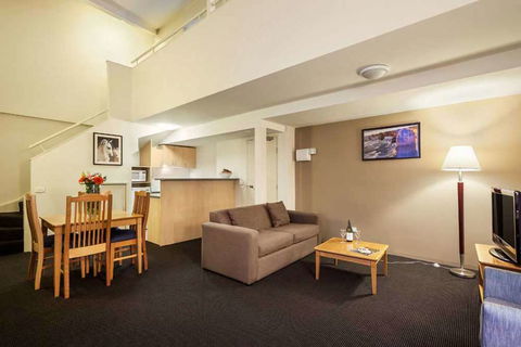 APX Apartments Parramatta - Perth Resorts 5