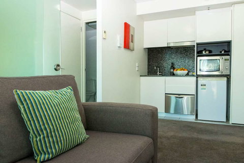 Evolution Apartments - Accommodation Perth 7