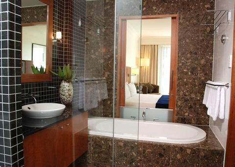 Majestic Roof Garden Hotel - Accommodation Perth 4