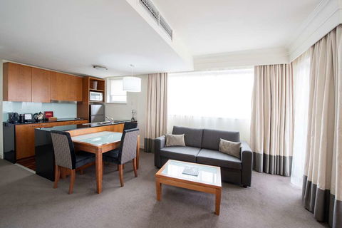 Majestic Roof Garden Hotel - Accommodation Perth 8