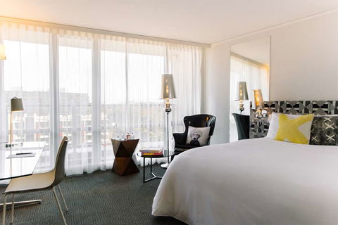 QT Canberra - Perth Resorts 3