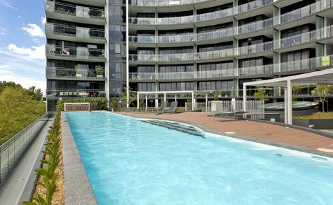 Astra Canberra Manhattan - Perth Resorts 13
