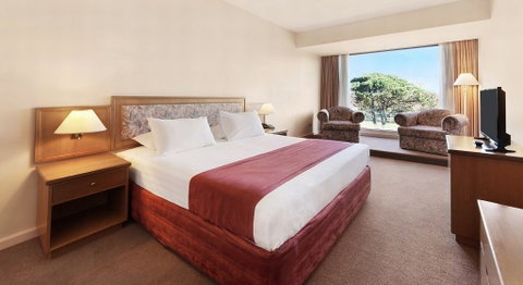 Bayview on the Park - Accommodation Perth 6