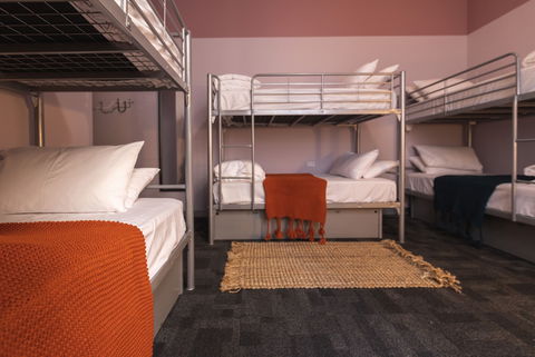 United Backpackers - Accommodation Perth 6