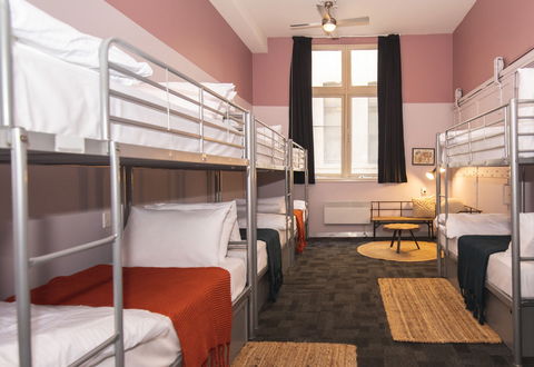 United Backpackers - Accommodation Perth 9