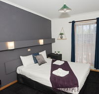 Elm Court Motel
