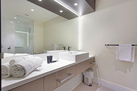 Alexandra Hills Hotel - Perth Resorts 5