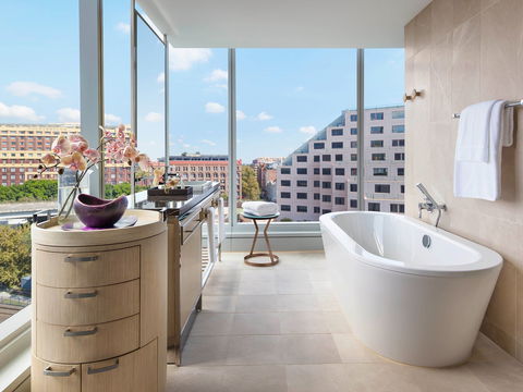 Sofitel Sydney Darling Harbour - Accommodation Perth 3