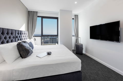 Meriton Suites Kent Street - Perth Resorts 13