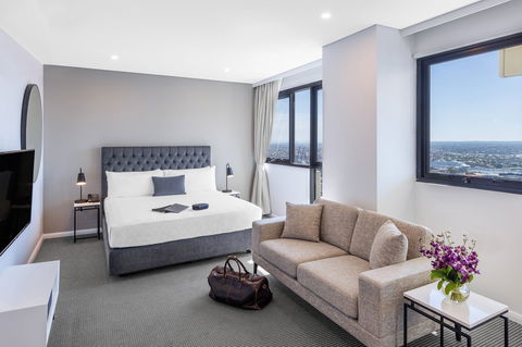 Meriton Suites Kent Street - Perth Resorts 17