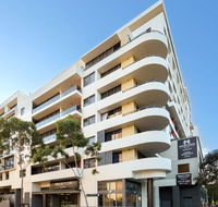 Meriton Suites Waterloo - Accommodation Perth