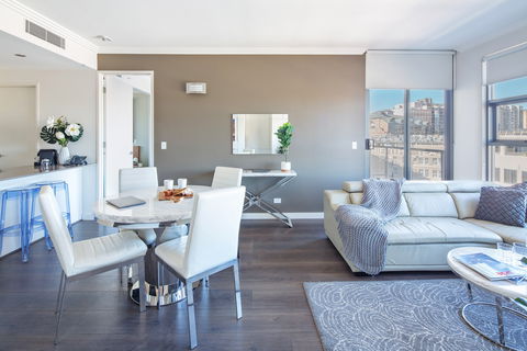 Zara Tower Serviced Apartments - Perth Resorts 12