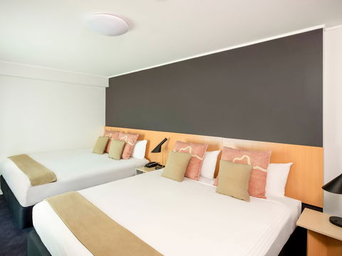 Hotel Ibis World Square - Accommodation Perth 5