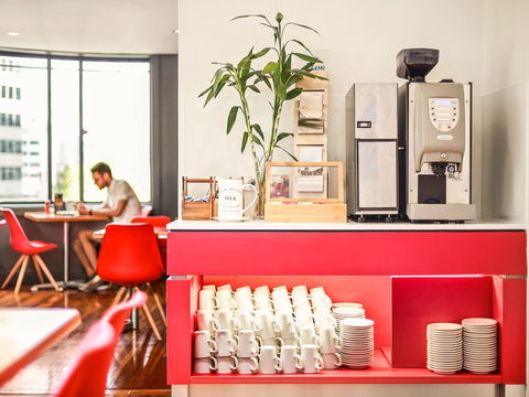 Hotel Ibis World Square - Accommodation Perth 11