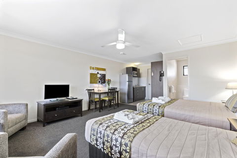 Blackwater Central Motel - Accommodation Perth 4