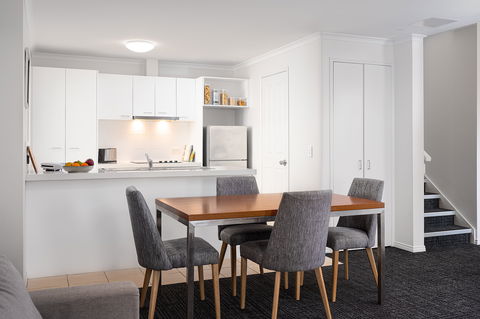 Aligned Corporate Residences Kew - Perth Resorts 11
