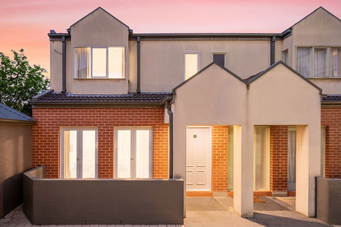 Aligned Corporate Residences Kew - Perth Resorts 12