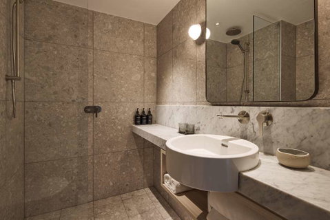 Rydges Melbourne - Accommodation Perth 4