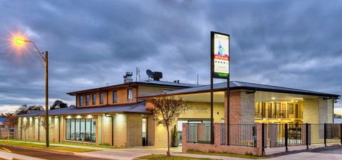 Aastro Dish Motor Inn - Perth Resorts 0