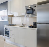 Meriton Suites Zetland - Accommodation Perth