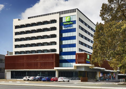 Holiday Inn Express Newcastle - Accommodation Perth 0