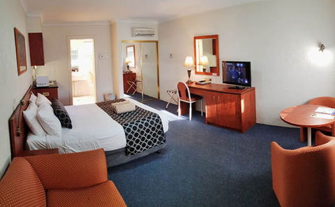 Amber Court Motor Inn - Perth Resorts 1