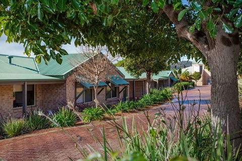 Quality Suites Banksia Gardens - Perth Resorts 0