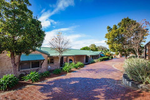 Quality Suites Banksia Gardens - Perth Resorts 1