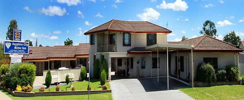 Sapphire City Motor Inn - Perth Resorts 0