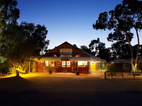Outback Hotel & Lodge - Accommodation Perth 0