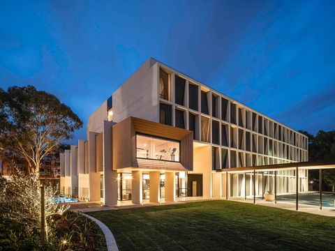 Mercure Sydney Rouse Hill - Perth Resorts 0
